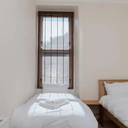 Appartement 2 Bedroom Flat Sleeps 4 By The Shore Édimbourg