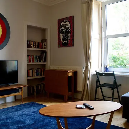 1 Bedroom Ground Floor Colony Flat Sleeps 4 * إدنبرة