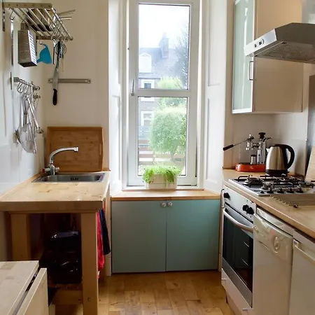 شقة 1 Bedroom Ground Floor Colony Flat Sleeps 4 إدنبرة