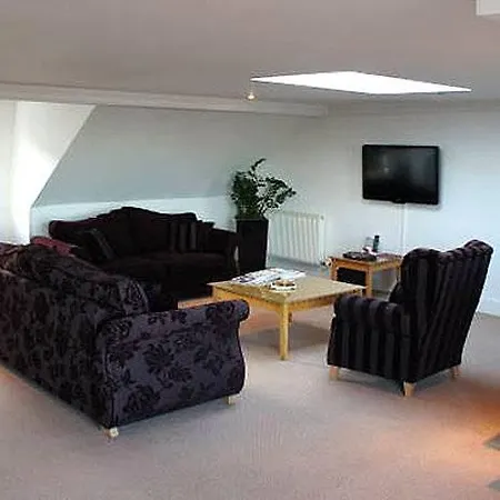 Aparthotel Fountain Court - Royal Garden