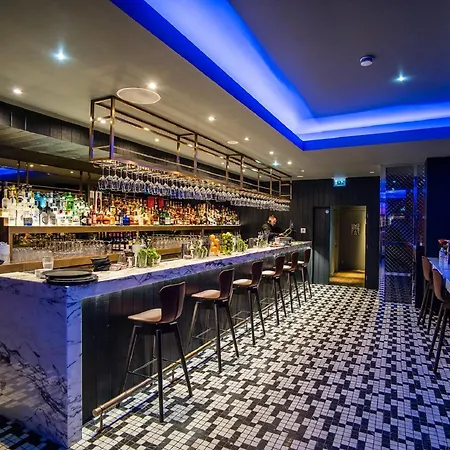 Radisson Collection Hotel, Royal Mile