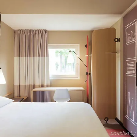 Ibis Centre Royal Mile – Hunter Square Hotel