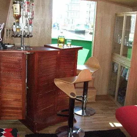 Botel - Houseboats Edimburgo