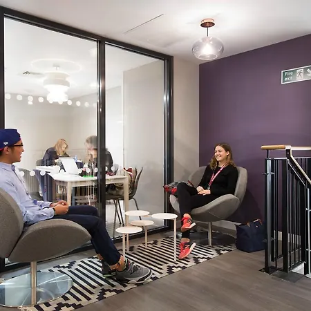 Edinburgh Haddington Place Hostel אכסניה *
