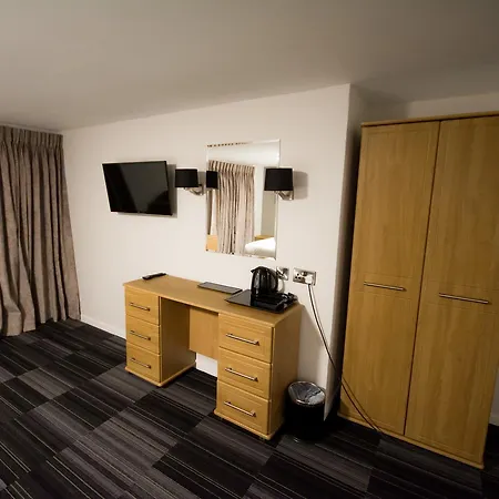 Hotel At Gpo