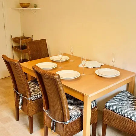Appartement 3 Bedroom Flat In *