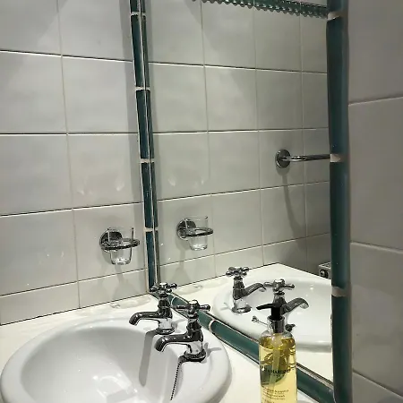 Georgian Flat In New Town Sleeps 6 *