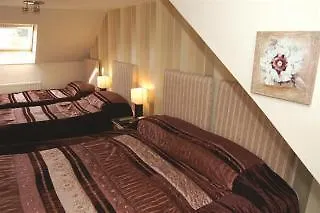 Arden Guest House, Craigmillar Castle Отель Эдинбург
