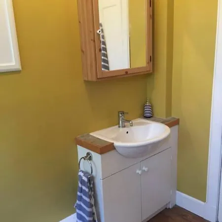 2 Bedroom Modern In Апартаменты *