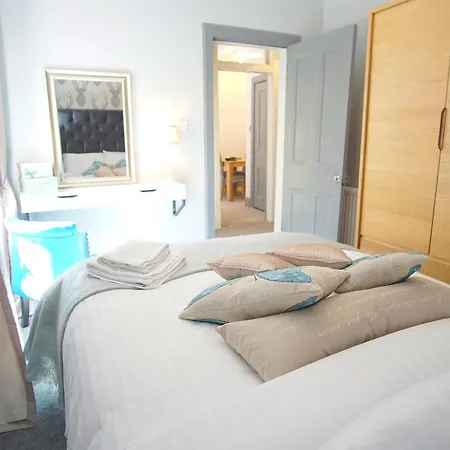 Luxurious And Amazing Location Near Arthur's Seat *