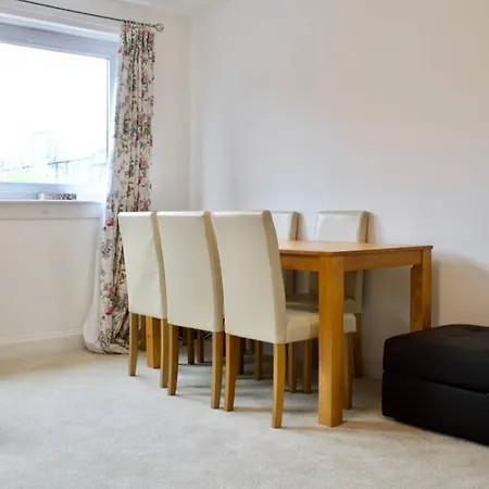 公寓 2 Bedroom Near Centre Of The City *