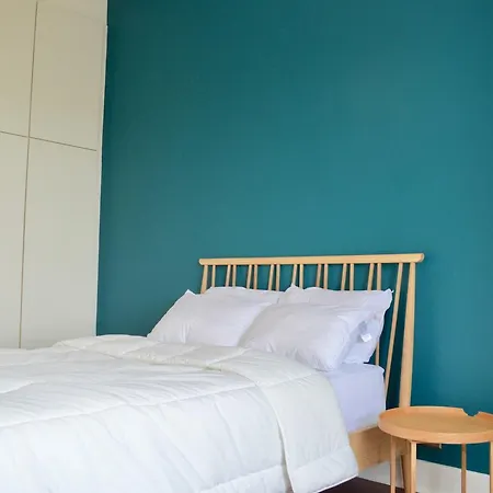 Stylish 2 Bedroom In Great Location Διαμέρισμα *
