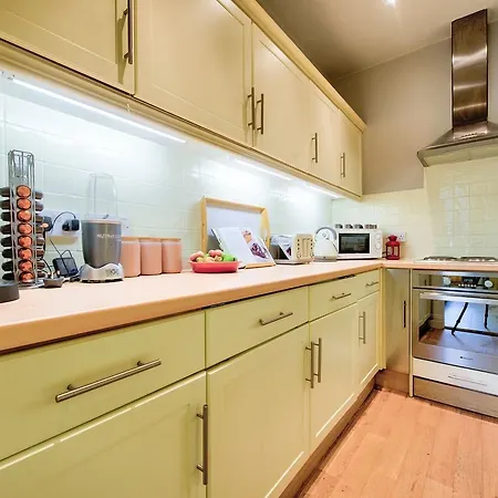 Appartement Bright And Airy In Canonmills