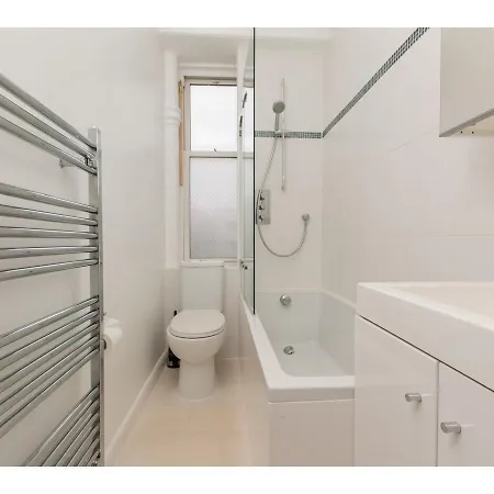 Apartment Character In The Heart Of Morningside *
