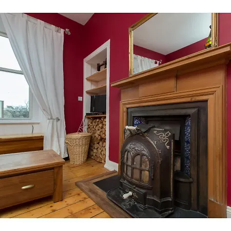 Apartment Character In The Heart Of Morningside