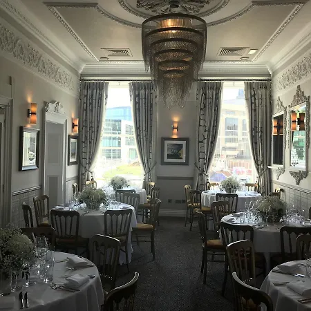 The Wine House 1821 4* Edimburgo