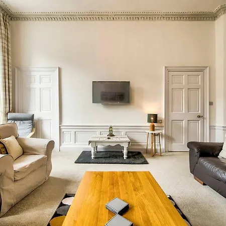 Altido Spacious And Stylish 4-bed Georgian דירה אדינבורו