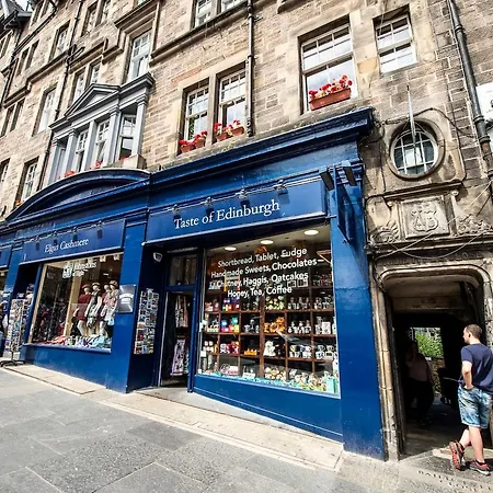 شقة Ultimate Location! Royal Mile 1-bed *