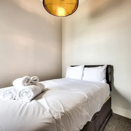Ultimate Location! Royal Mile 1-bed شقة *
