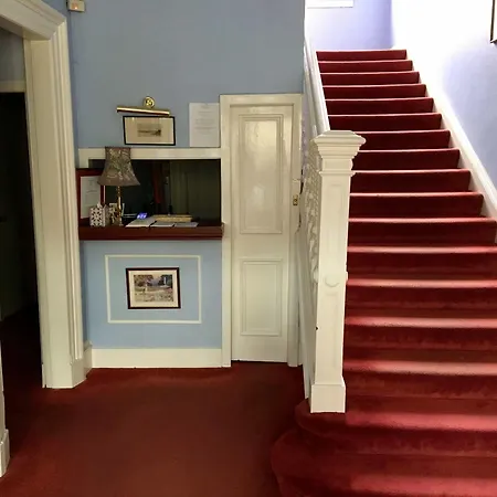 Guest house Dorstan House