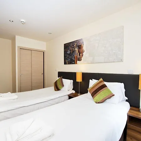 Staycity West End Edimburgo