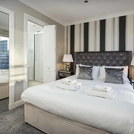 Dunedin Apartment
