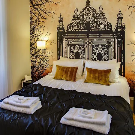 Apartment Clarendon Luxury Edinburgh