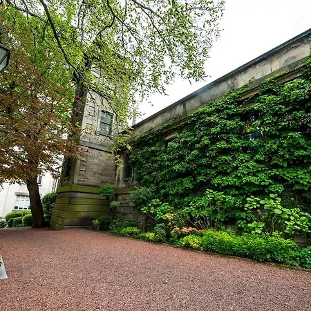 Altido Equisite 3br At The Heart Of The Old Town *
