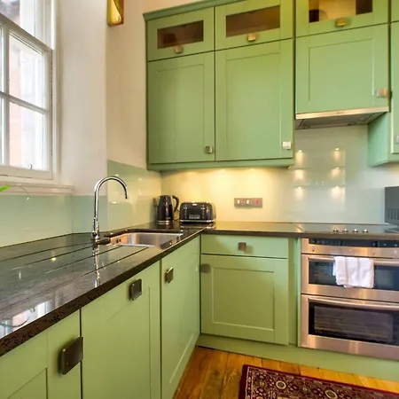 Altido Equisite 3br At The Heart Of The Old Town Apartament