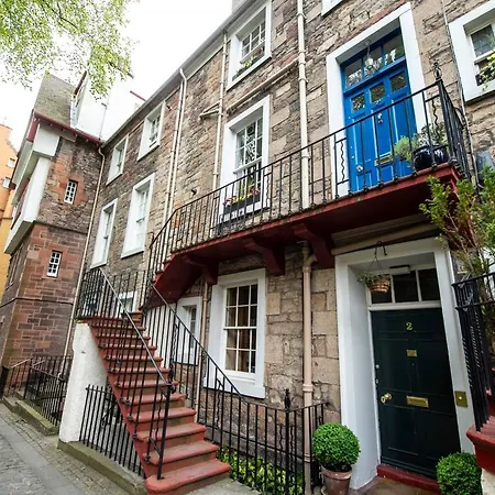 Altido Equisite 3br At The Heart Of The Old Town Apartament