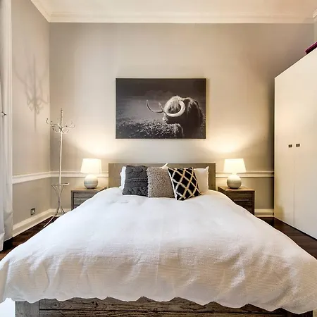 Luxury 1-bed In The Heart Of The City Centre Appartamento Edimburgo