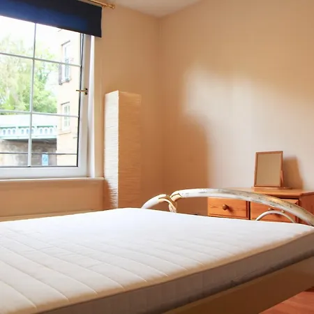 公寓 2 Bedroom Flat Near Centre 爱丁堡