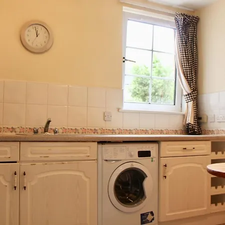 2 Bedroom Flat Near Centre 公寓 爱丁堡