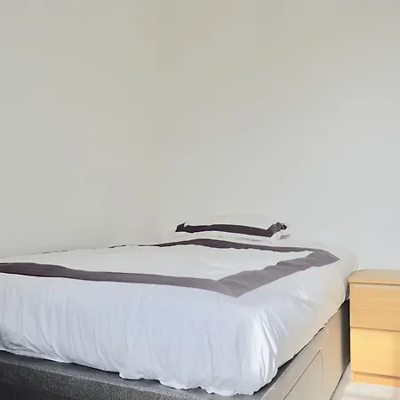 3 Bedroom Flat Near City Centre Edimburgo