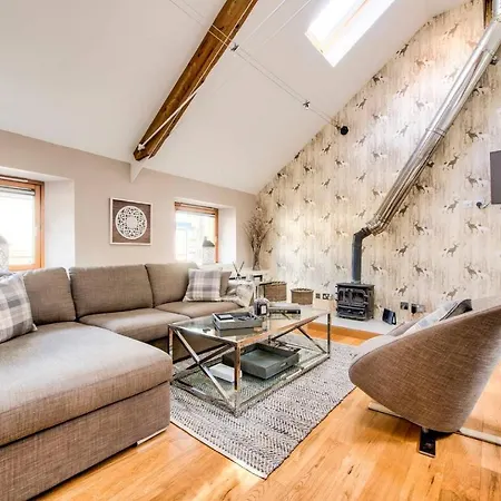 Ferienhaus Altido Stunning And Modern 3bedroom Mews House With Parking *