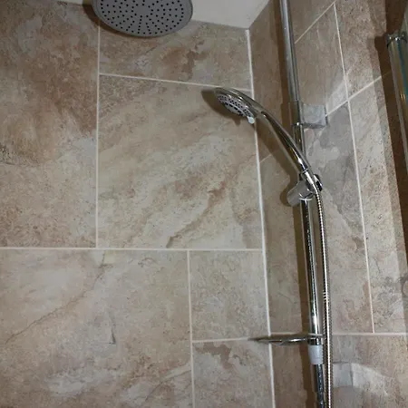 Alojamento de Acomodação e Pequeno-almoço Edinburgh Holiday Guest House 3*