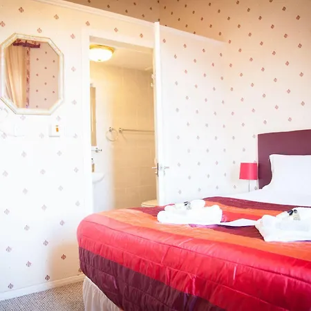 Alba Hills 3* Edinburgh