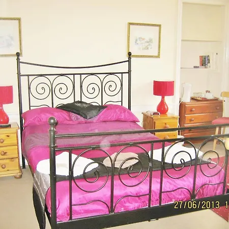 克鲁查旅馆 爱丁堡