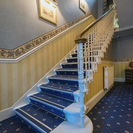 West End 4* Édimbourg