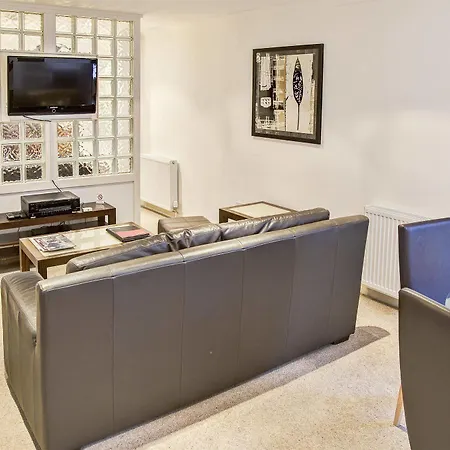 Fountain Court - Grove Executive Edinburgh