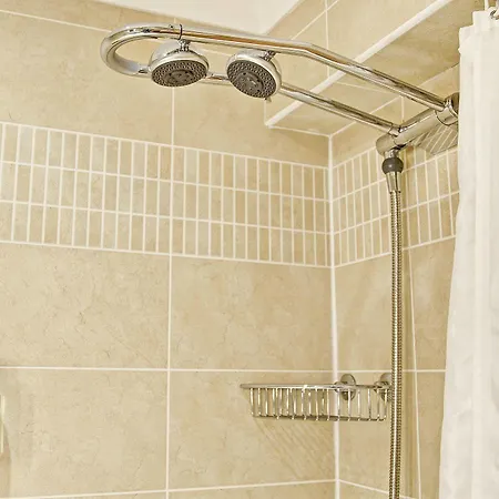Fountain Court - Grove Executive Lejlighedshotel