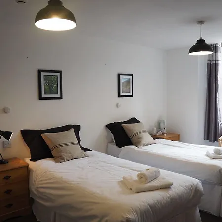 City Guest House 3* Edinburgh