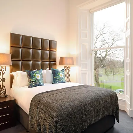 Black Ivy Hotel 4*