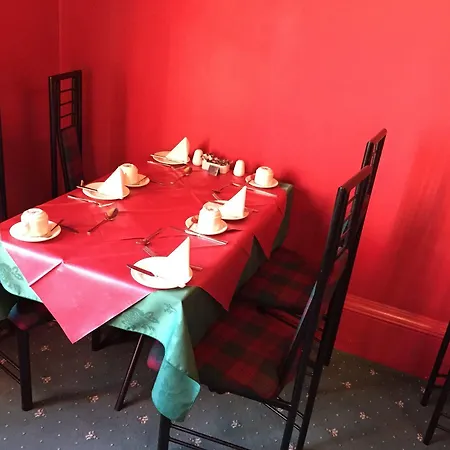 Appin House - 3*