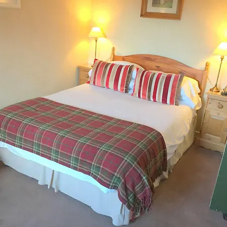 Appin House - 3*