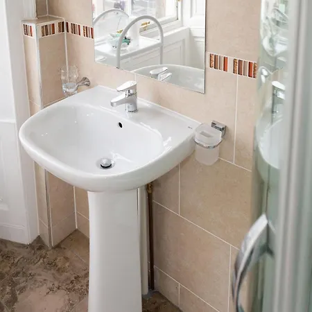 Guest house Castle Street