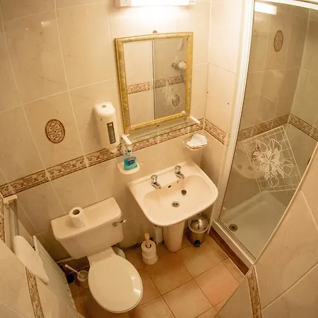 Corstorphine Hotel 3*