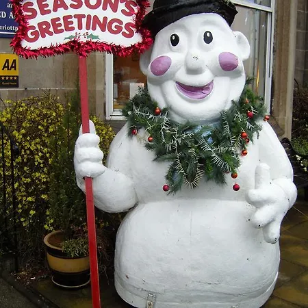 Heriott Park Гостевой дом 3*