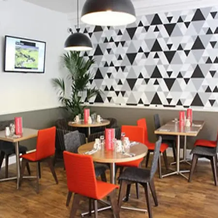 Cityroomz 3* Edinburg