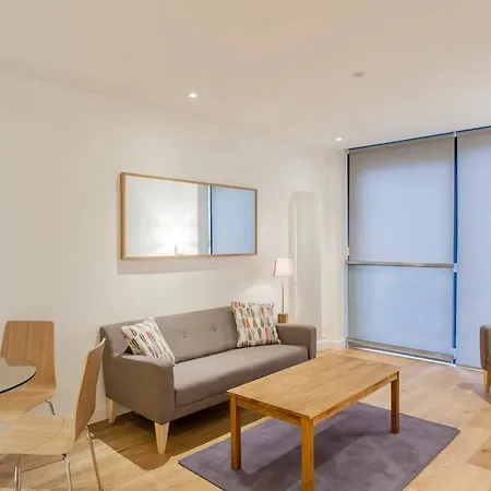 Otel Cloud 9 - Quartermile